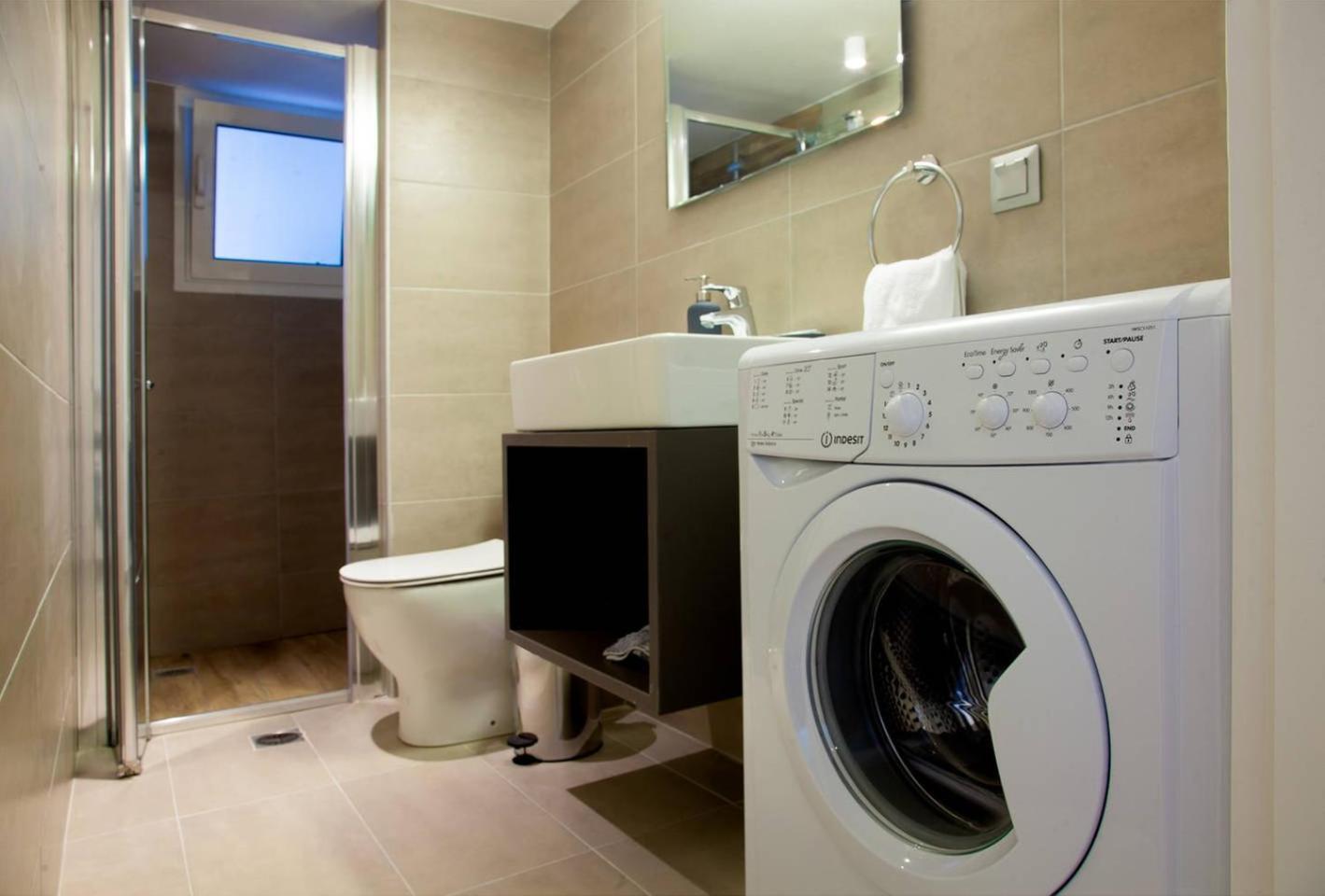 Toni'S New 2Bdroom Apartment Near Stadium Atene Esterno foto